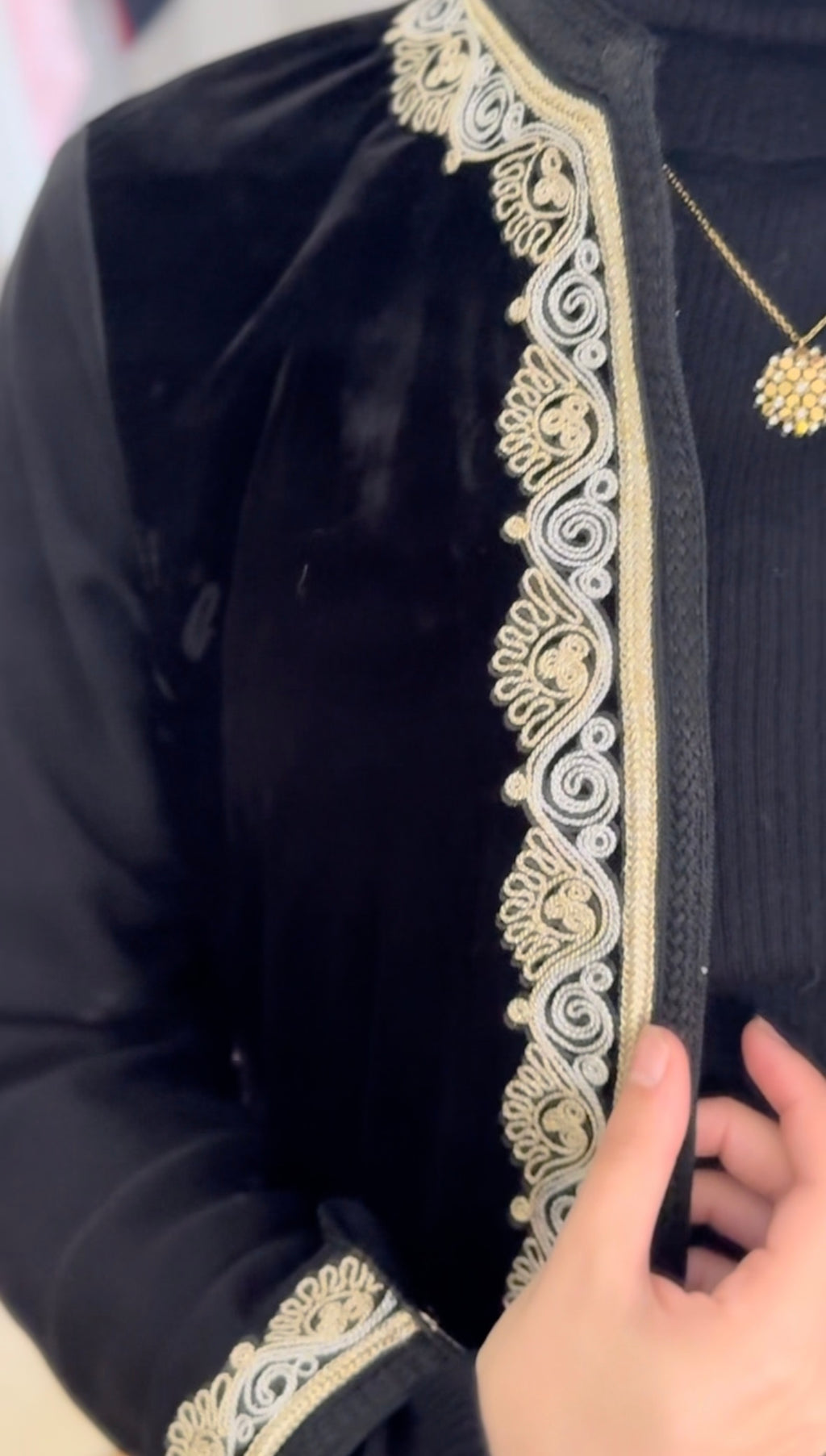 Jabador noir en velours – Éclipse